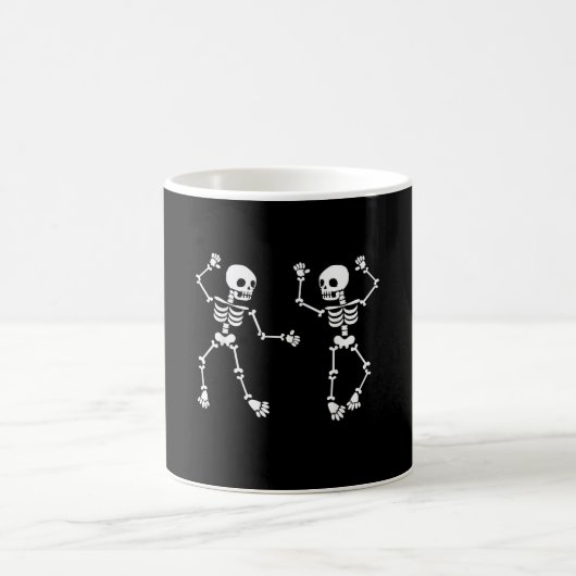 踊りスケルトンおもしろい踊りラバーハロウィーン コーヒーマグカップ (中央)