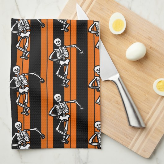 踊りスケルトンストライプのハロウィーン キッチンタオル (四つ折り)