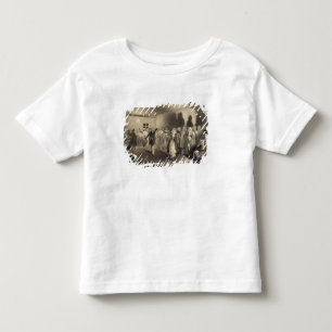 踊りパーティーアットダゲスタンカガチョーラプレート55 トドラーTシャツ
