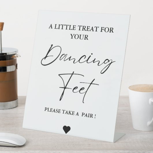 踊りモダン足の徴候に結婚対する小さな治療 台座サイン (インサイチュ)