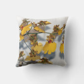 踊りレディーイエローラン クッション (裏面)