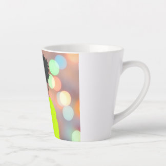 踊り女王。 カフェラテマグ