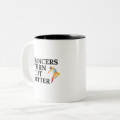 踊り子が良くなる – 女の子のための贈り物 ツートーンマグカップ (正面左)