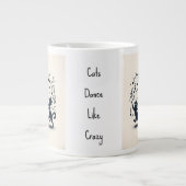 踊り猫3匹。 ジャンボコーヒーマグカップ (正面)