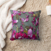 踊り花びらI クッション (ブランケット)