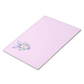 踊る紫色のイースターのウサギ ノートパッド (アングル)