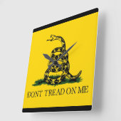 踏み付けない – ガズデン国旗 スクエア壁時計 (傾斜)