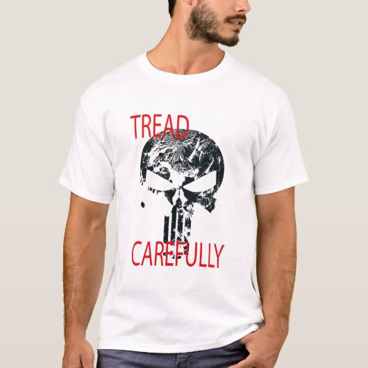 踏み板の慎重なスカルTシャツ Tシャツ (正面)