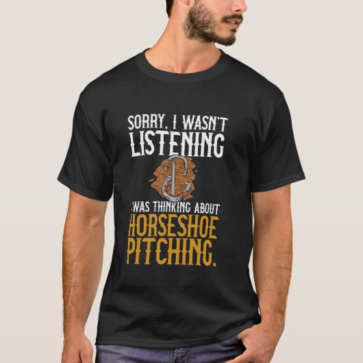 蹄投げゲームについて考える 蹄鉄 Tシャツ (正面)