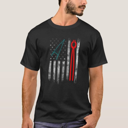 蹄鉄職人 馬の蹄鉄 蹄削り 馬の蹄鉄打ち Tシャツ (正面)