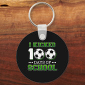 蹴られた100日スクールサッカースポーツ少年 キーホルダー (正面)