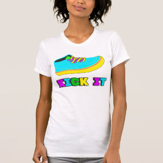 蹴りそれは女性ティーを裂きました Tシャツ