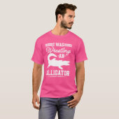 身体障害者用車椅子の折れた脚アーム Tシャツ (正面フル)