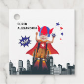 車いす飛んでいるスーパーヒーローガール誕生日 フェイバータグ (正面)