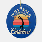 車おもしろい車が走れるときに体操を歩く セラミックオーナメント (左)