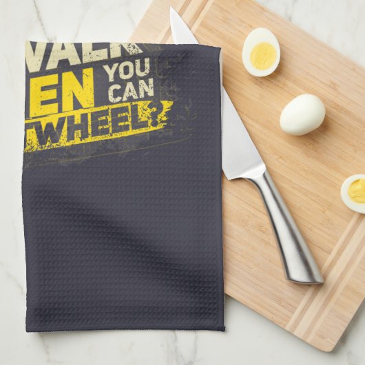 車で走れるときに歩く理由 キッチンタオル (四つ折り)