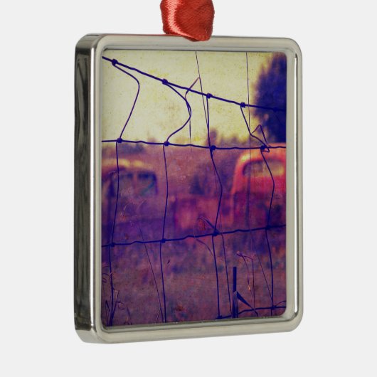 車とトラックが錆び遠くにる メタルオーナメント (右)