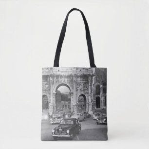 車と古代のモニュメントRome Italyvintage, ital トートバッグ