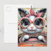 車のコラージュを運転するかわいいウサギ ポストカード (正面/裏面)