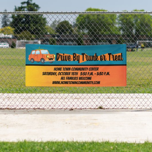 車のハロウィーンをトランクまたは治療でドライブ 横断幕 (インサイチュ)