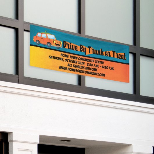車のハロウィーンをトランクまたは治療でドライブ 横断幕 (ビルの外側)