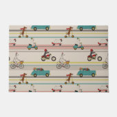 車のパターンで移動する犬 ドアマット (正面)