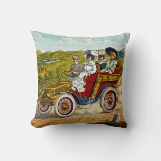 車のヴィンテージのビクトリアンなモーターリストそして女性 クッション (正面)