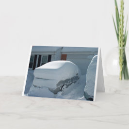 車の上に「雪の車」。ブリザード2010 カード