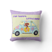 車の中のヒッピーなダックスフント「Stay Trippy, Little Hippie」