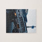 車の低いライダーのヴィンテージのOldschoolの車のな運転 ジグソーパズル (横)