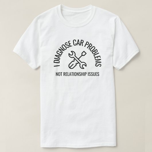車の問題を診断する | 車おもしろい整備士 Tシャツ (デザイン正面)