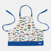 車の子供を動かす小さな男の子 エプロン (正面)