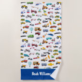 車の子供を動かす小さな男の子 ビーチタオル (正面)