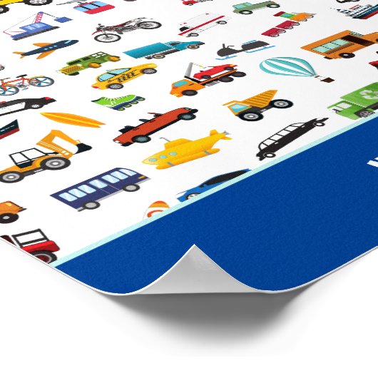 車の子供を動かす小さな男の子 ポスター (角)