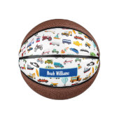 車の子供を動かす小さな男の子 ミニバスケットボール (正面)