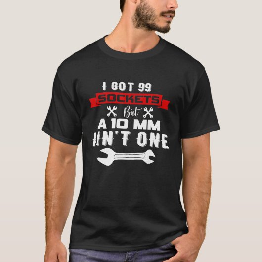 車の整備士ツールパン自動リペアマンレンチ得I Tシャツ (正面)