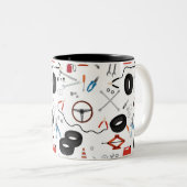 車の整備士車のツール ツートーンマグカップ (正面右)