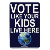 車の磁石 – あなたの子供のように投票… (土実在地) マグネット (縦)
