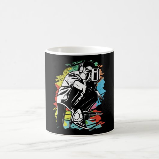 車の絵実在師である コーヒーマグカップ (中央)