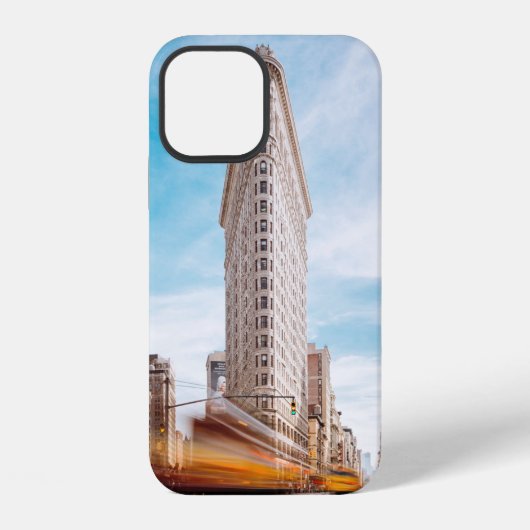 車の近くのベージュのコンクリート建築 iPhoneケース (裏面)