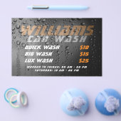 車の金属面を洗う水滴のフライヤー チラシ (シングル)