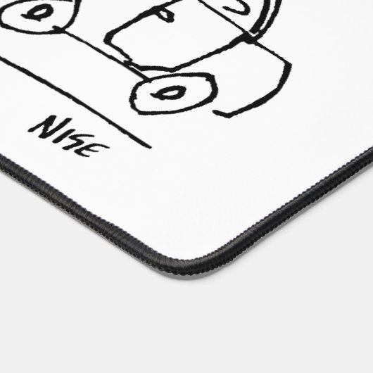 車はキャラバンと温室を牽引している。おもしろい デスクマット (コーナー)