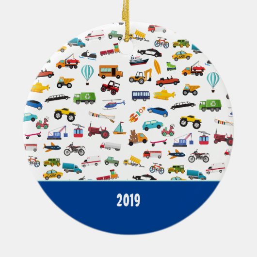 車を動かす男の子のモノ子供のクリスマス セラミックオーナメント (裏面)