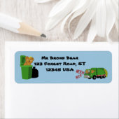 車を運転するクマ ラベル (インサイチュ)