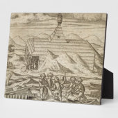 車室内で熊を殺し、皮を剥ぐ乗組員 フォトプラーク (側面)