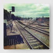 車庫の列車 スクエア壁時計 (正面)