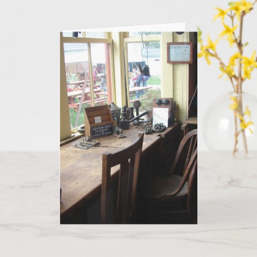 車庫内 カード (黄色い花)