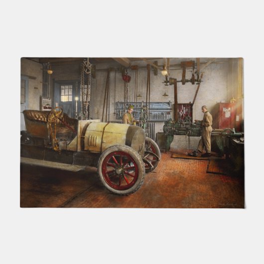 車整備士-分解検査1915年 ドアマット (正面)