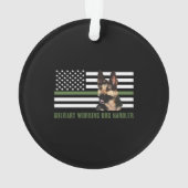 軍の作業犬の扱う人 オーナメント (裏面)