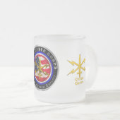 軍サイバー部隊退役軍人 フロストグラスマグカップ (正面右)